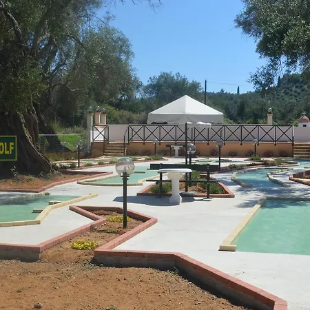 Hotel Cnic Gemini Mesongí